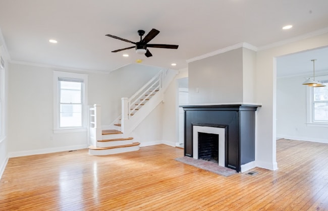 4402 Fairview Ave in Baltimore, MD - Foto de edificio - Building Photo