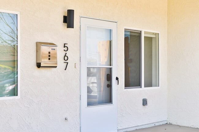 567 Madrona St in Chula Vista, CA - Building Photo - Building Photo