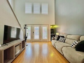 400 Brickworks Cir NE in Atlanta, GA - Building Photo - Building Photo