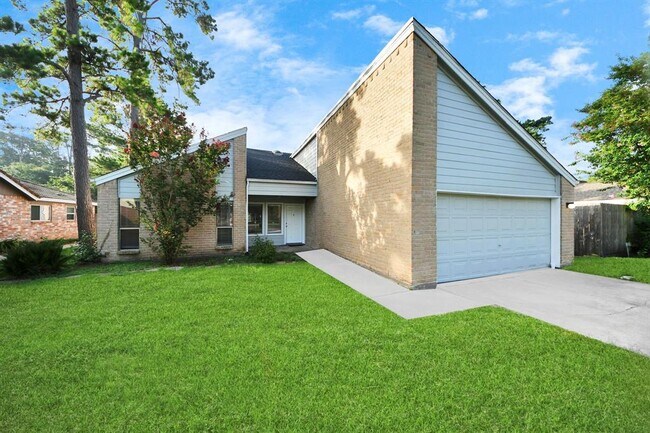 13602 Cedar Point Dr in Cypress, TX - Building Photo - Building Photo