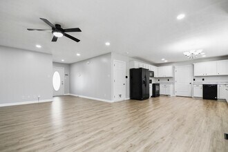 1556 Apache Way in Clarksville, TN - Building Photo - Building Photo