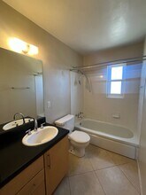7910 Morrow Ave NE in Albuquerque, NM - Building Photo - Building Photo