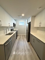 8023 Cedric Mah Rd in Edmonton, AB - Building Photo