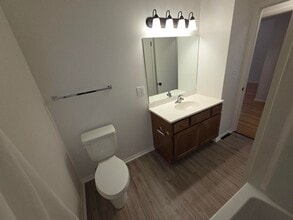 4454 S 14th St. (12 Unit) in Milwaukee, WI - Building Photo - Interior Photo