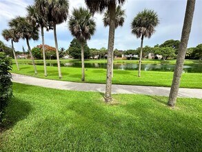 14832 SW 104th St in Miami, FL - Building Photo - Building Photo