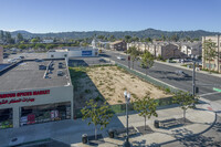 101 Main St in El Cajon, CA - Foto de edificio - Building Photo