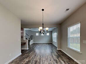 82 Howard Ave in Cartersville, GA - Building Photo - Building Photo
