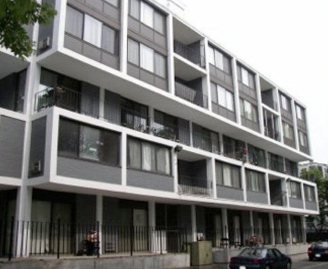 320 Lafayette St, Unit 3-302