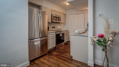 3794 Martin Luther King Jr Ave SE-Unit -306 in Washington, DC - Building Photo - Building Photo