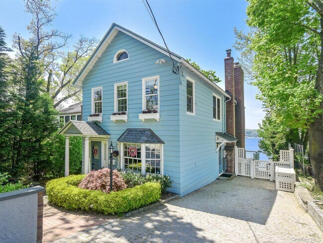 property at 24 Bay Ave