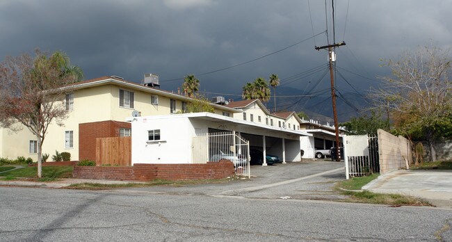 209 Sonora Dr in San Bernardino, CA - Building Photo - Building Photo