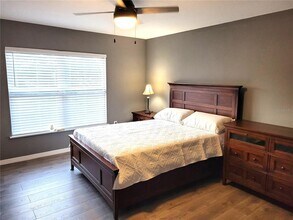 5326 Woodridge Ln in Spring Hill, FL - Building Photo - Building Photo