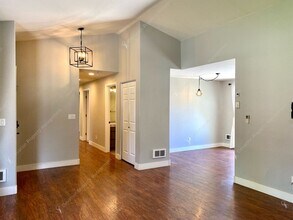 61866 Avonlea Cir in Bend, OR - Building Photo - Building Photo