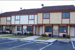 Pine Grove Townhomes in Myrtle Beach, SC - Foto de edificio - Building Photo