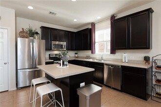161 Marcheeta Way in Leander, TX - Building Photo - Building Photo