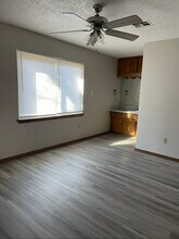 2210 NW 23rd St in Lawton, OK - Foto de edificio - Building Photo