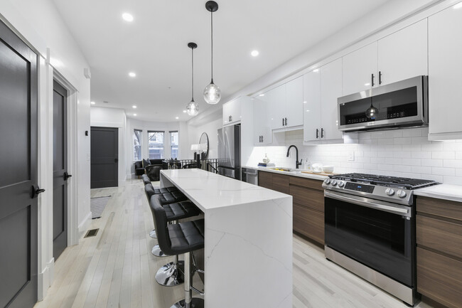 28 Telegraph St, Unit 1