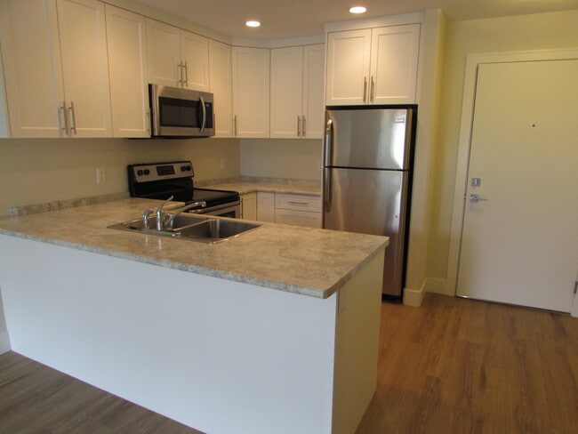 4960 Songbird Pl in Nanaimo, BC - Building Photo - Building Photo