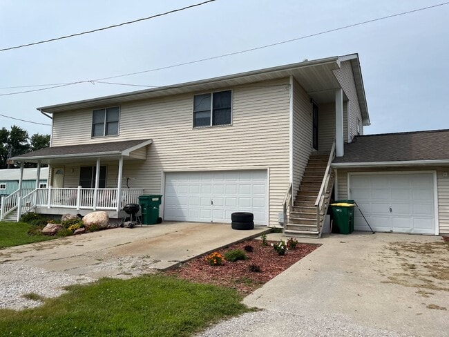 1201 Laurel St, Unit B