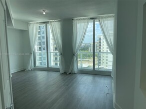 315 NE 3rd Ave in Fort Lauderdale, FL - Building Photo - Building Photo