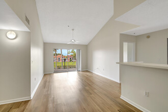 7896 Sonoma Springs Cir in Greenacres, FL - Building Photo - Building Photo