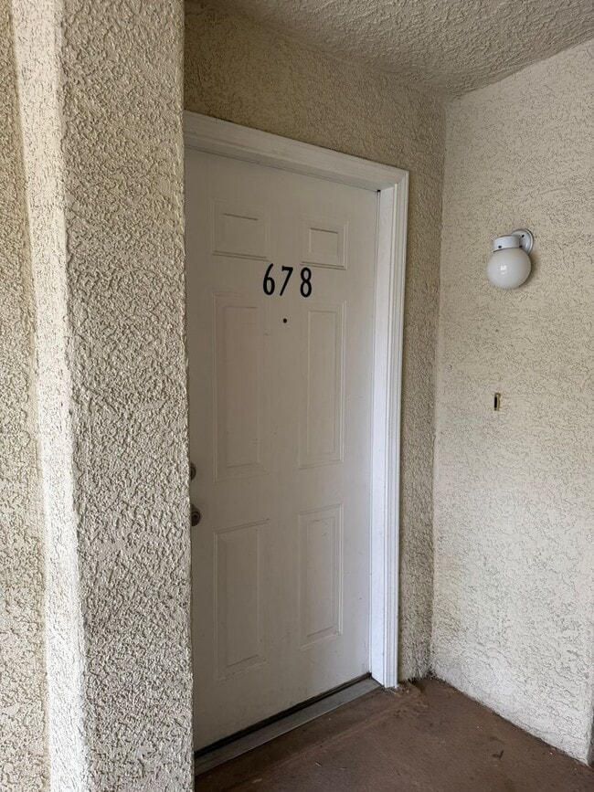 678 Anemone Ln in Henderson, NV - Building Photo - Building Photo