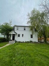 2528 Jefferson Ave in Midland, MI - Building Photo - Building Photo