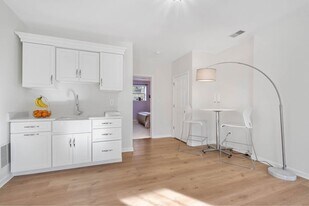 47516 Anchorage Cir in Sterling, VA - Building Photo