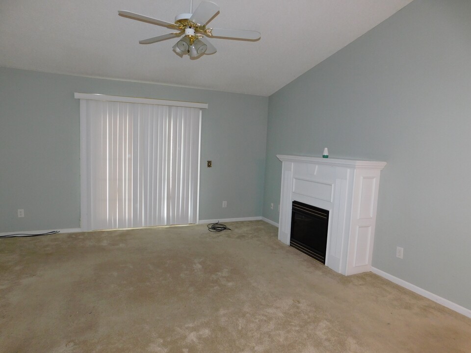 1454 Golf Terrace Blvd in Florence, SC - Building Photo