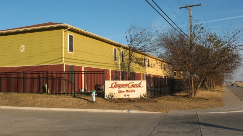 Canyon Creek Town Homes in Temple, TX - Building Photo