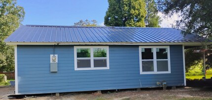 10040 LA-44 in Convent, LA - Foto de edificio - Building Photo