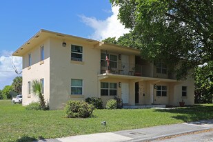 604 21st St in West Palm Beach, FL - Building Photo
