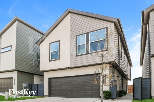 18338 W Centro Cir in Shenandoah, TX - Building Photo - Building Photo