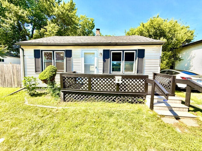 20525 Woodward St in Clinton Township, MI - Building Photo - Building Photo