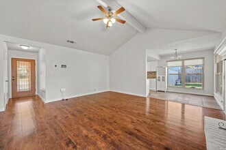 605 Apache Trail in Leander, TX - Building Photo - Building Photo