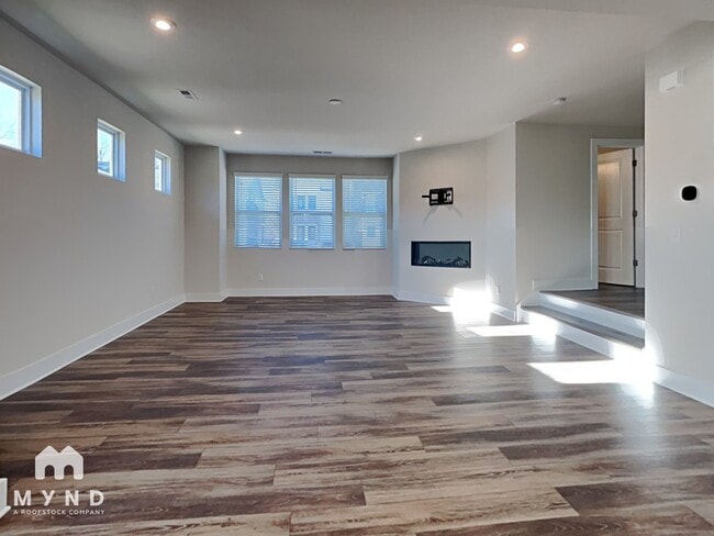 2330 Aria Park Dr in Charlotte, NC - Foto de edificio - Building Photo