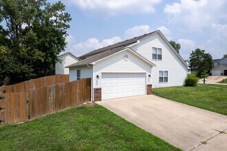5015 CARRIE RIDGE Dr in Columbia, MO - Building Photo - Building Photo