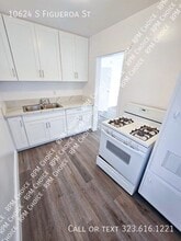 10624 S Figueroa St in Los Angeles, CA - Building Photo - Building Photo