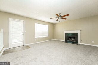 540 Pecan Wood Cir in Fairburn, GA - Building Photo - Building Photo