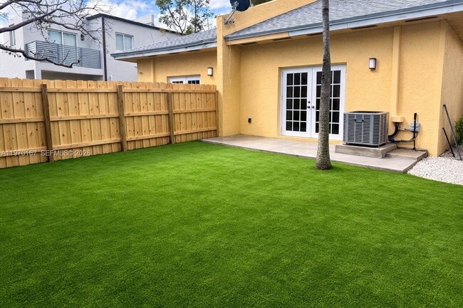 property at 1010 NW 2nd Ave