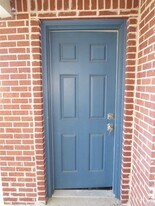 1026 Thomas St in Denton, TX - Building Photo