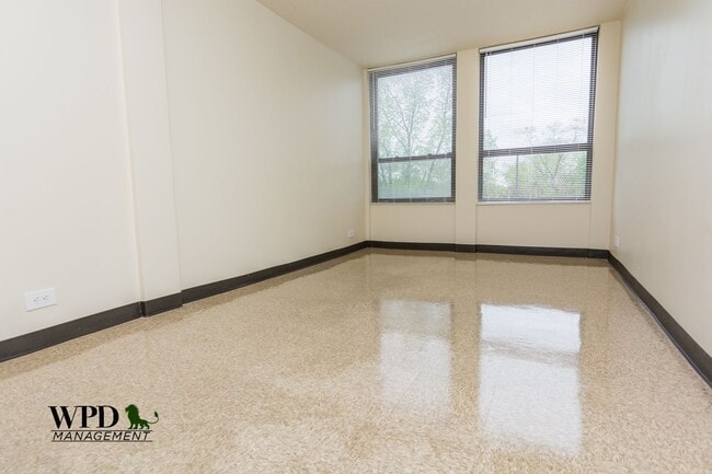 6505 S Lowe Ave, Unit 1 in Chicago, IL - Foto de edificio - Building Photo