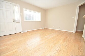 6112 Deerwood Pl in Raleigh, NC - Building Photo - Building Photo