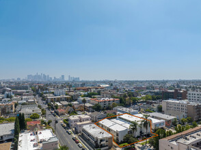 Gramercy Place Apartments in Los Angeles, CA - Building Photo - Building Photo