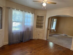 405 S Hine Ave in Waukesha, WI - Building Photo - Building Photo