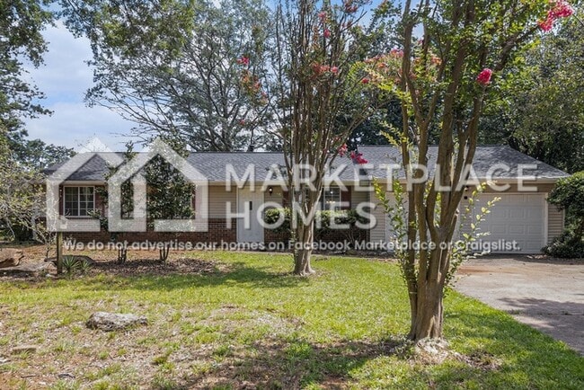 property at 1570 Meadowview Dr
