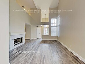 303 Tuscany Ct in Henderson, NV - Building Photo - Building Photo