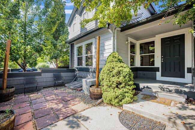 3752 Oakwood Dr in Longmont, CO - Building Photo - Building Photo