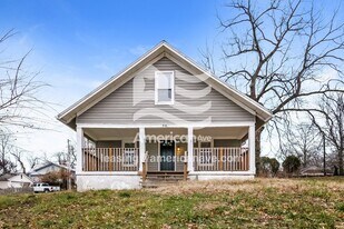 901 S Leslie Ave in Independence, MO - Building Photo