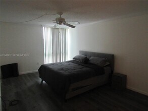 1101 River Reach Dr, Unit 418 in Fort Lauderdale, FL - Foto de edificio - Building Photo